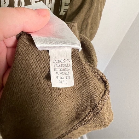 Oscilatey Old Navy Stay At Home Posher Tank Top - Picture 10 of 10